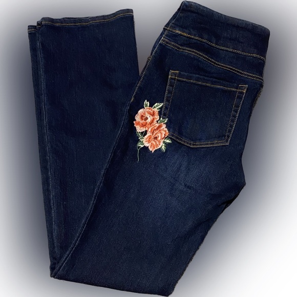 The Pioneer Woman Pull-On Embroidered Floral Bootcut Jeans Size Small‎ NWOT - Picture 1 of 9